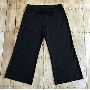 Pategonia womens small capri pants gym wear yoga